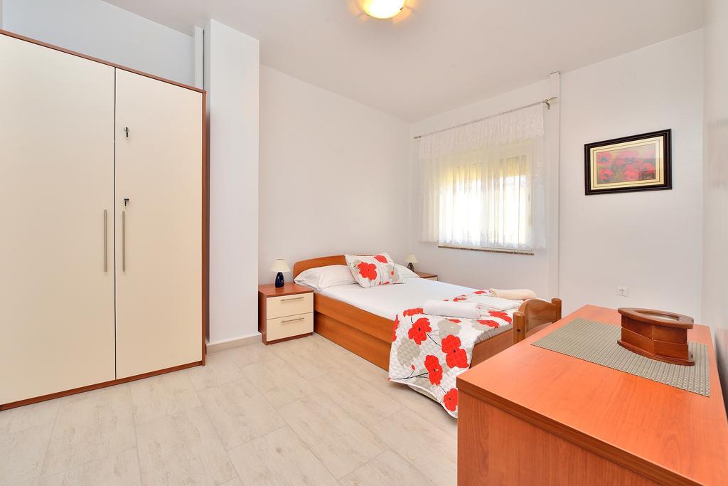 Apartment Mia Bibinje Rum bild