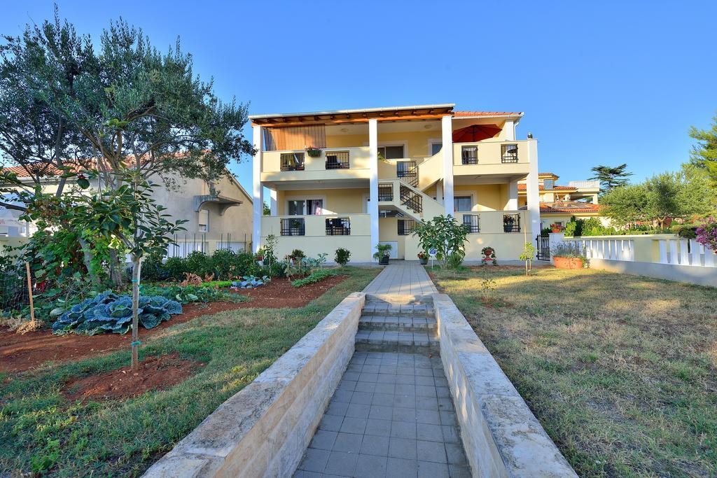 Apartment Mia Bibinje Rum bild