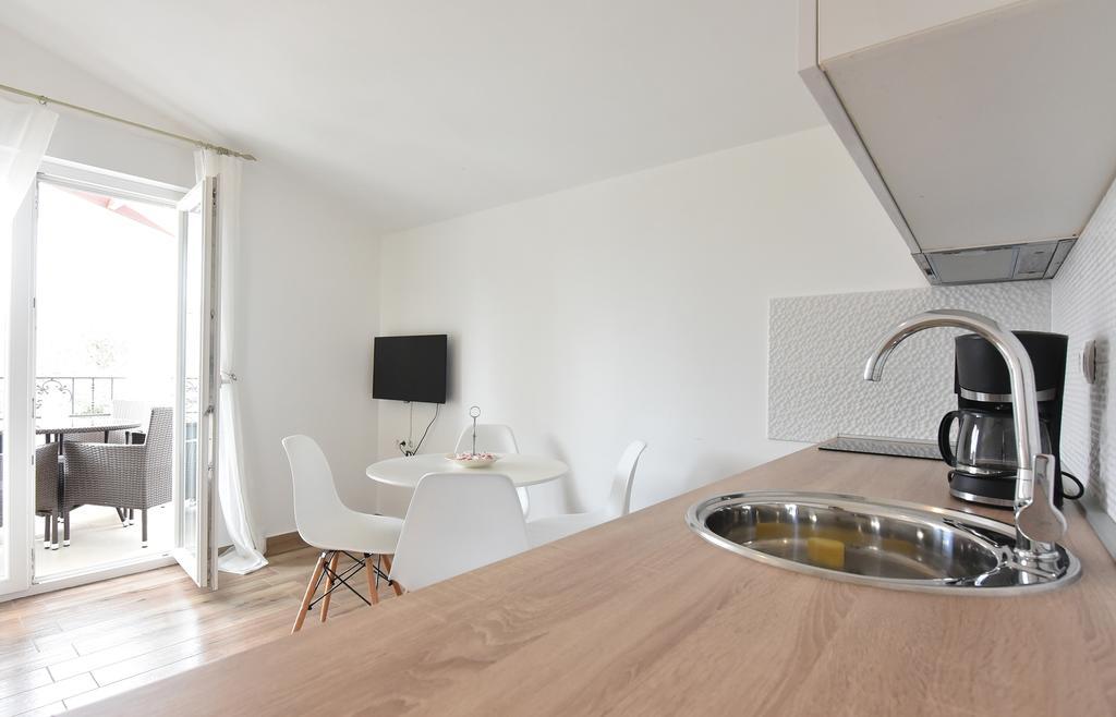 Apartment Mia Bibinje Exteriör bild
