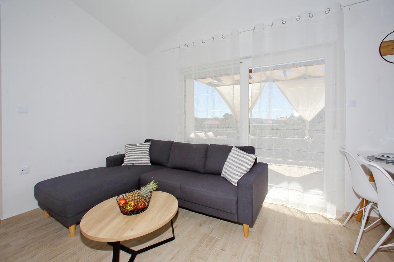 Apartment Mia Bibinje Exteriör bild